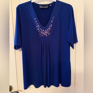Susan graver blue blouse
